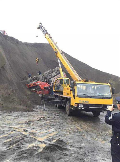 凤阳上犹道路救援